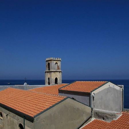 Blue Coral Apartment Чефалу Екстериор снимка