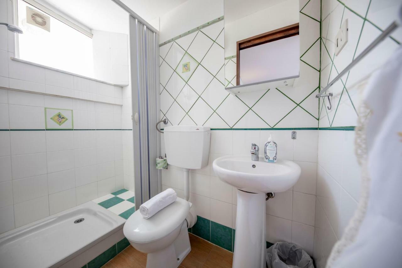 Blue Coral Apartment Чефалу Екстериор снимка