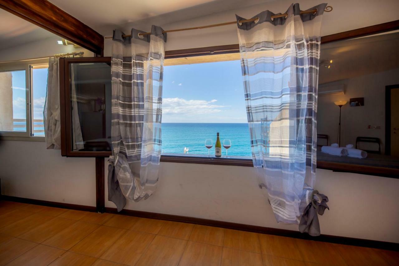 Blue Coral Apartment Чефалу Екстериор снимка