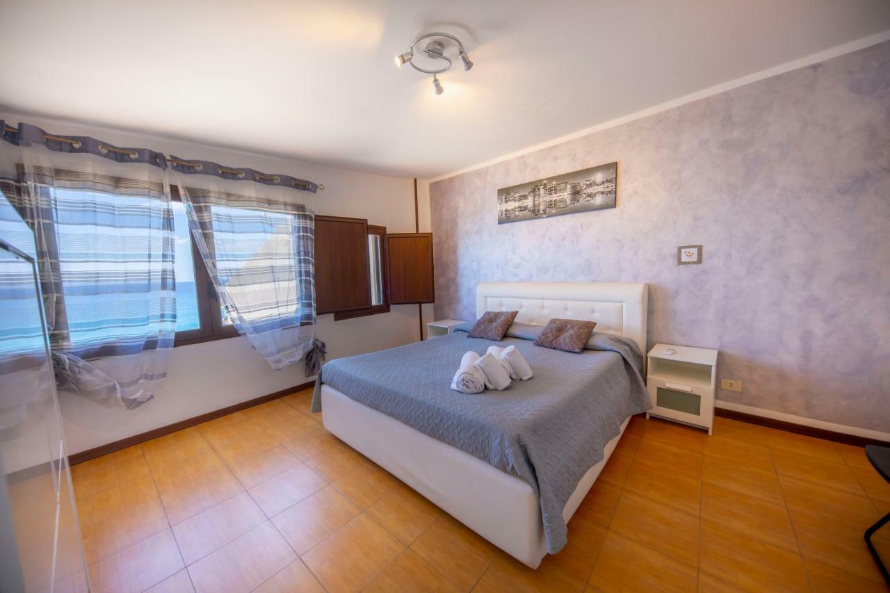 Blue Coral Apartment Чефалу Екстериор снимка