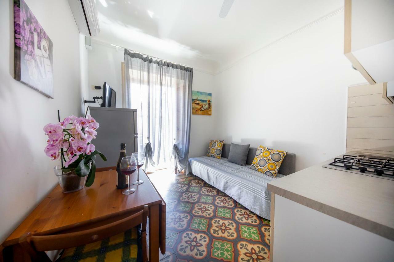 Blue Coral Apartment Чефалу Екстериор снимка